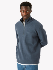 minimum • swenna • zipp-pullover