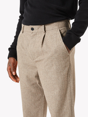 minimum • bertilo • hose