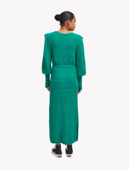 ichi • jordan • strickkleid