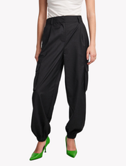 y.a.s • penni • cargo pants