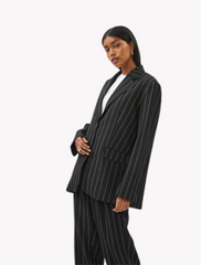 minimum • laerkes • blazer