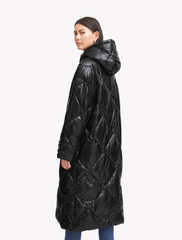 ichi • falova • long puffer jacket