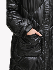 ichi • falova • long puffer jacket
