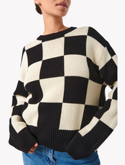 soaked • cabba • pullover