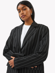minimum • laerkes • blazer
