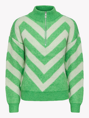 y.a.s • kavalli • zip-pullover
