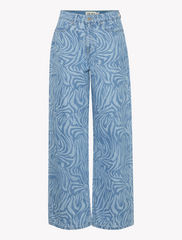 ichi • biane • marlene jeans