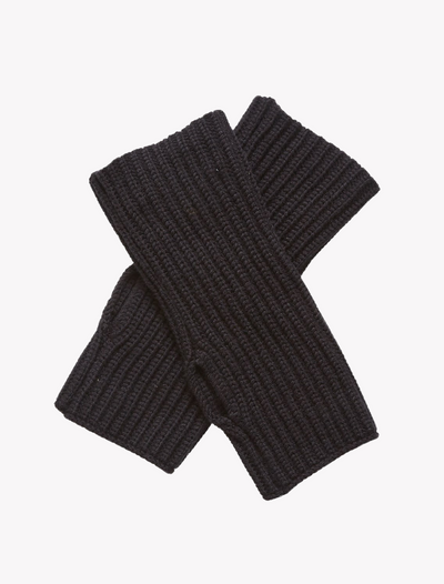 moss copenhagen • galine rachelle • gloves