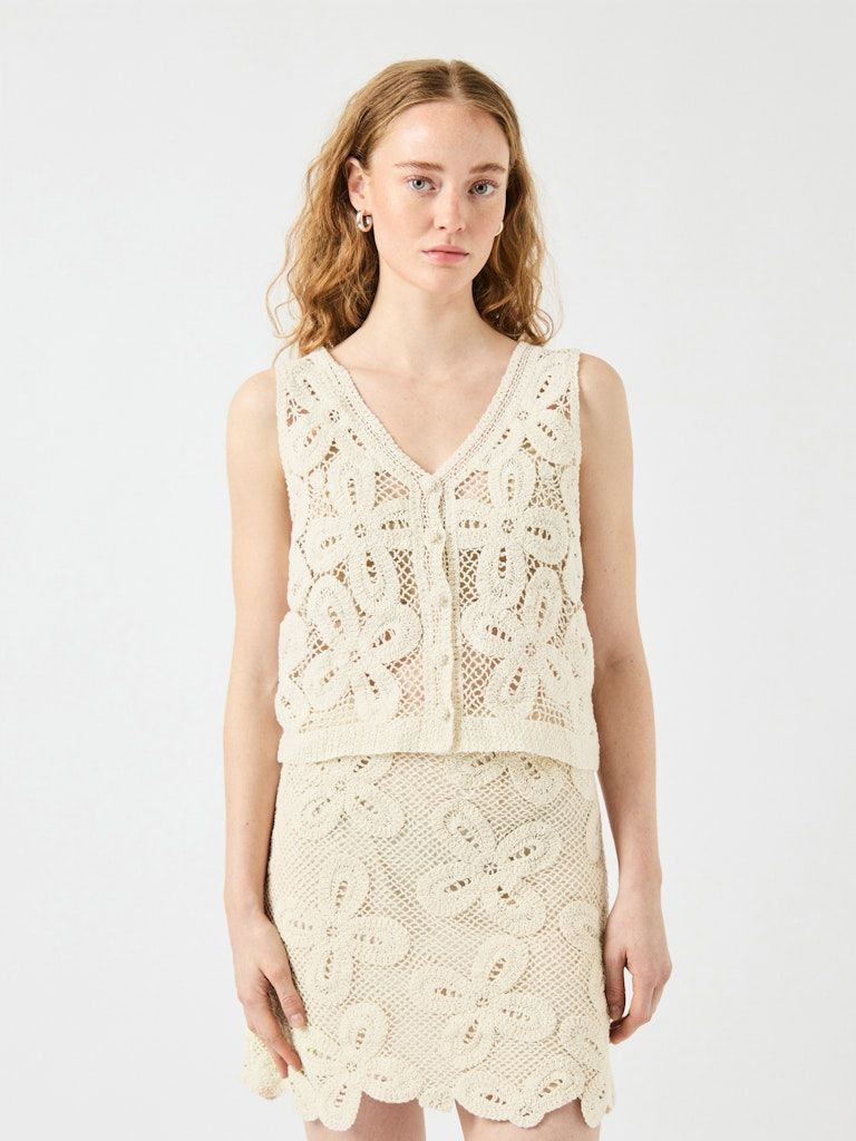 YASANULA SL CROCHET TOP