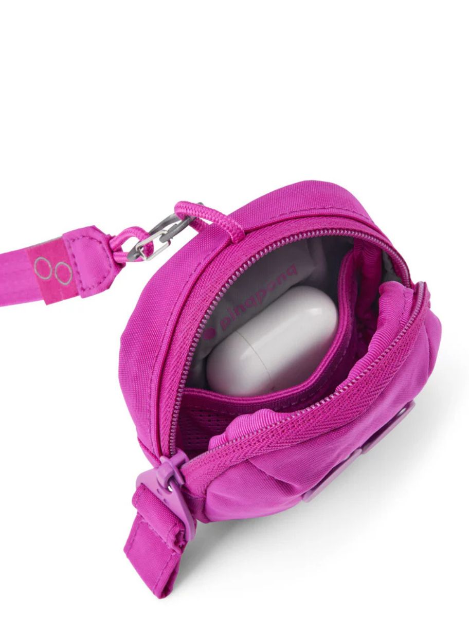 MINI POUCH - Crinkle Fuchsia
