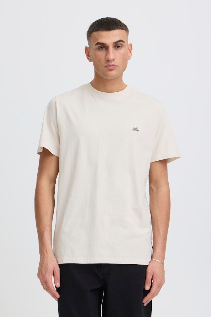 T-Shirt mit Stickerei - UWET