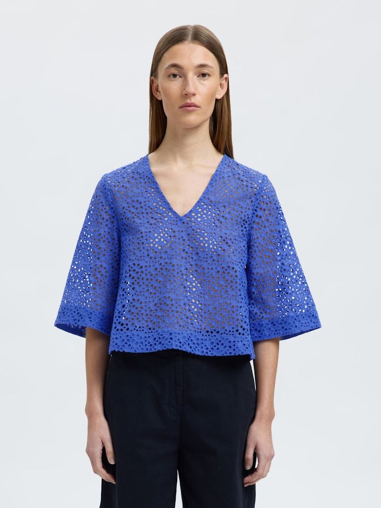 Gecropptes Spitzen-Shirt - LAERKE