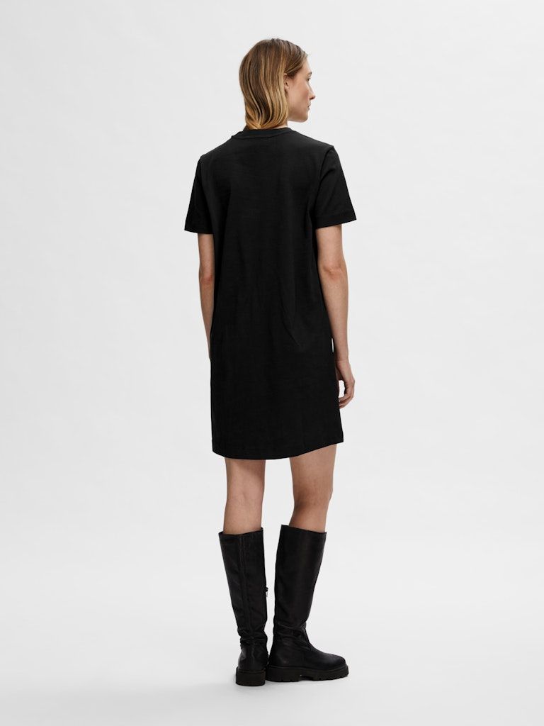 Super bequemes kurzes Kleid - ESSENTIAL