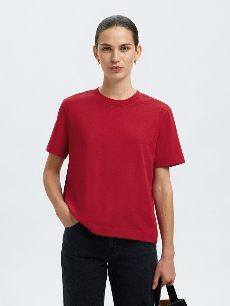 Boxy T-Shirt - ESSENTIAL