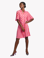 y.a.s • savanna 2/4 • statement kleid