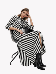 y.a.s • savanna • statement kleid