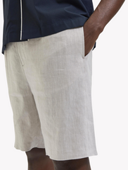 selected homme • piet • sommer shorts