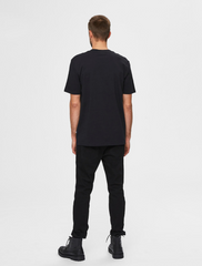 selected homme • relax colman • basic t-shirt mit breiterem kragen