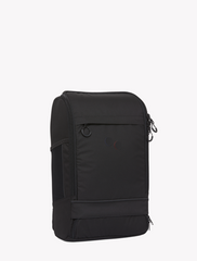 pinqponq • cubik medium • rooted black