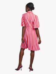 y.a.s • savanna 2/4 • statement kleid