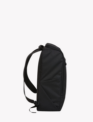pinqponq • purik • rooted black