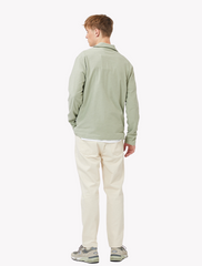 minimum • nasus • longsleeve mit kragen