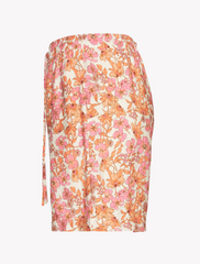 moss copenhagen • adanaya • shorts