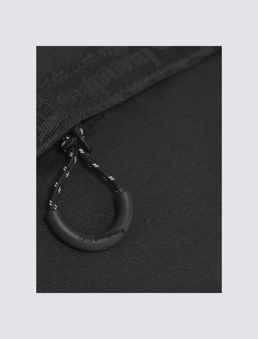 pinqponq • brik • rooted black