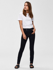 selected femme • my essential • basic t-shirt o-neck